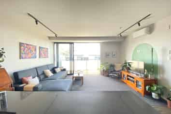 11/4161 Great North Road, Glen Eden