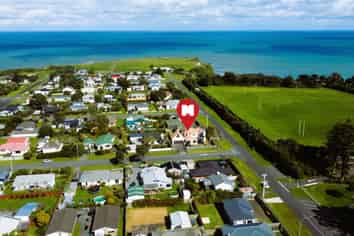 88 Domett Street, Opunake