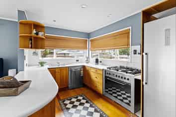 88 Domett Street, Opunake