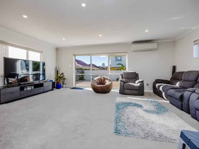 7 Papahou Lane, Papatoetoe