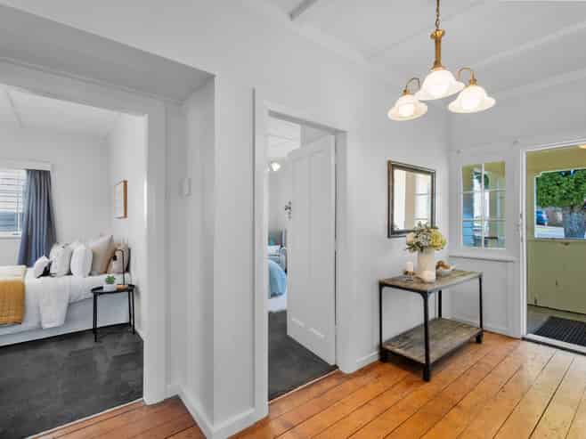 13 Akarana Avenue, Three Kings