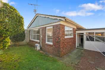 2/150 St George Street, Papatoetoe