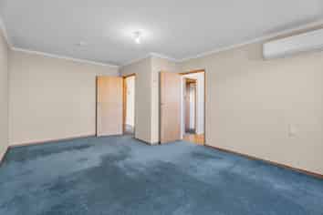 2/150 St George Street, Papatoetoe