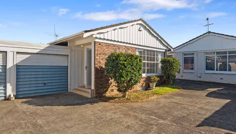 2/150 St George Street, Papatoetoe