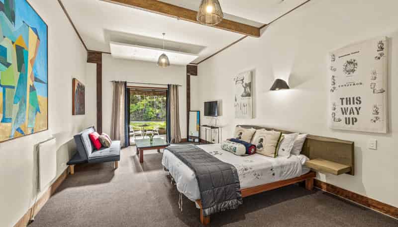 142 Pakiri Road, Leigh