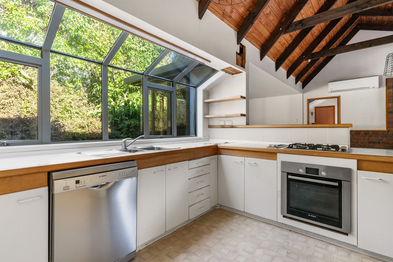 PRICED BELOW CV - BAY'S BEST 5-BED OPPORTUNITY? - Ansicht 5