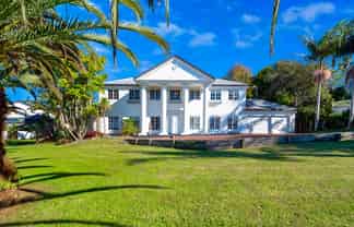 13 Belvedere Court, West Harbour
