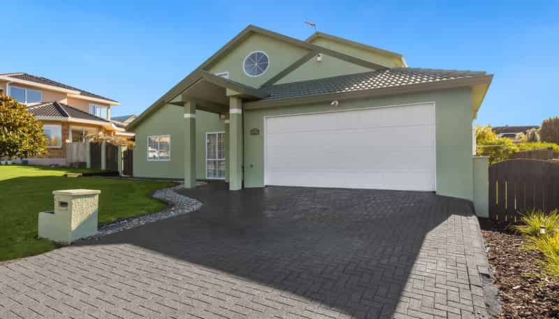 46 Whiting Grove, West Harbour