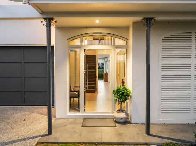 11 Lake Drive, Karaka