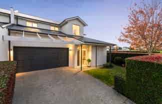 11 Lake Drive, Karaka