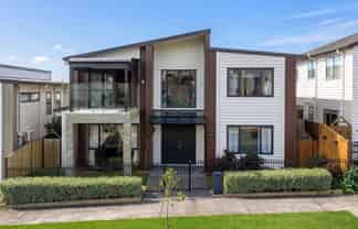 16 Lime Hill Rise, Flat Bush