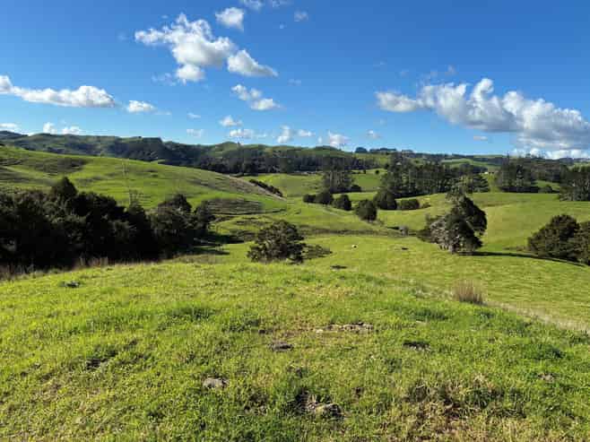  Paparoa Road, Mangapai
