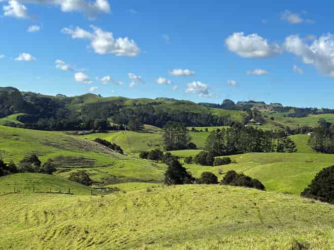  Paparoa Road, Mangapai