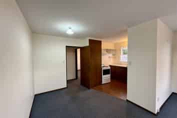 74B Solomon Avenue, Redwood