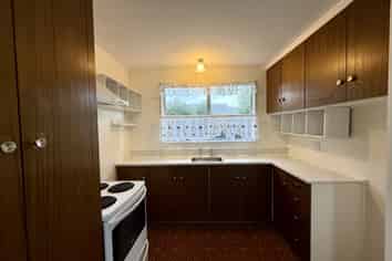 74B Solomon Avenue, Redwood