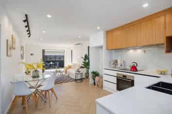 1D Wesley Avenue, Mount Albert