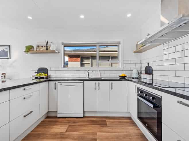 12 Sussex Street, Tapanui