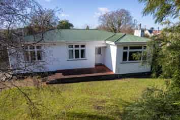 43 McPhee Street , Dannevirke