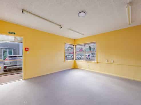 Versatile commercial premises in the city