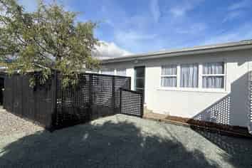 1/21 Devon Street, Stoke