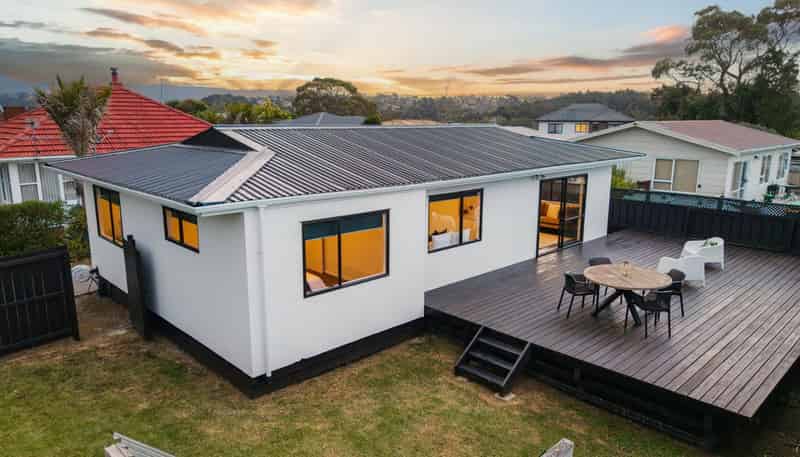 B/99 Henderson Valley Road, Henderson Valley