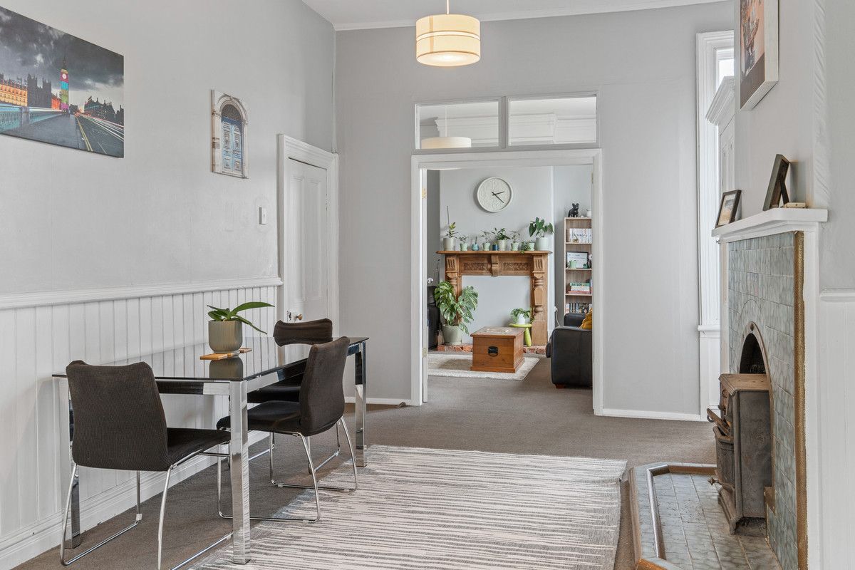A spacious four bedroom home in Monrington - Więcej