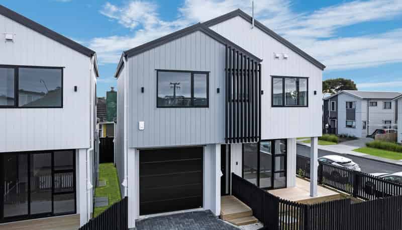 22A Healy Road, Manurewa
