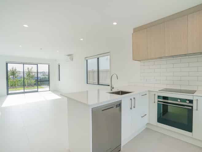 11 Pohorama Lane, Takanini