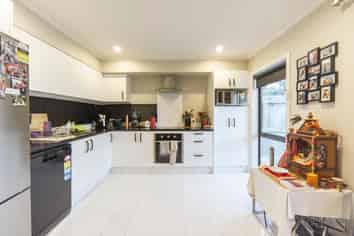4/188 Massey Street, Frankton