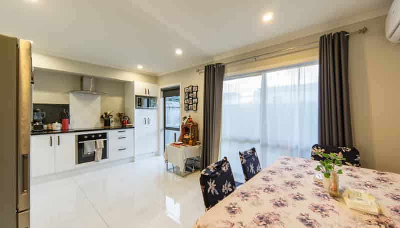 4/188 Massey Street, Frankton