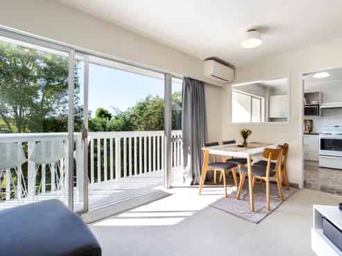 2/72 Cockayne Crescent, Sunnynook