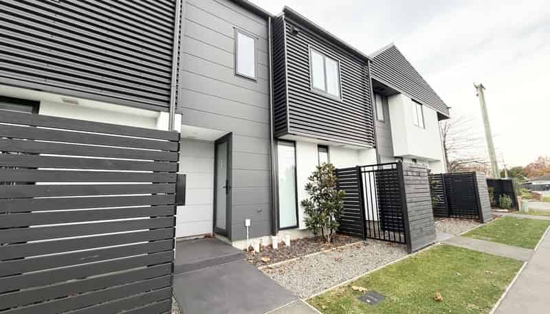 2/43 New Brighton Road, Shirley