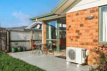 29B and C Lyndhurst Street, Westport