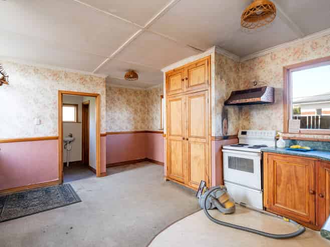 13 Beatrice Street, AVENAL