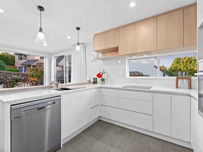 61b Jaemont Avenue, Te Atatu South