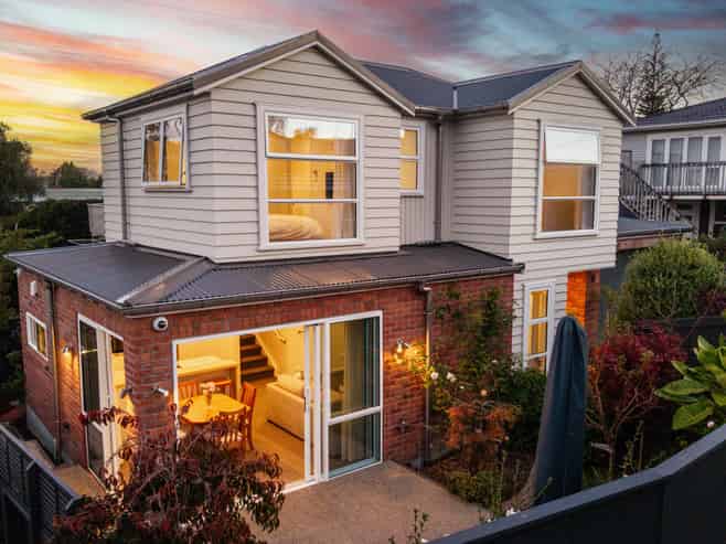 61b Jaemont Avenue, Te Atatu South