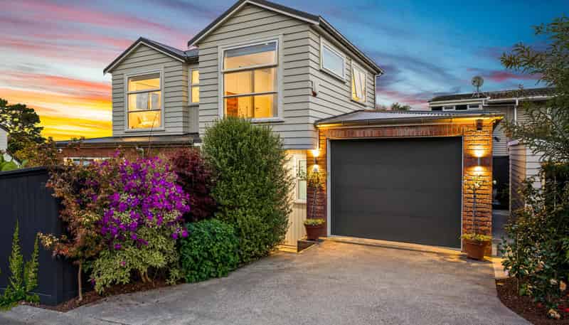61b Jaemont Avenue, Te Atatu South
