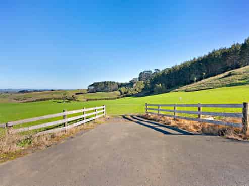318 Settlement Road, Pukekohe