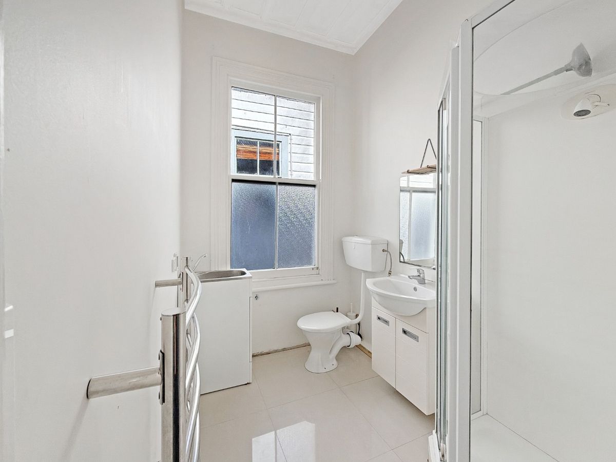 Charming 2-Bedroom Apartment in Prime Parnell Location - Ansicht 5