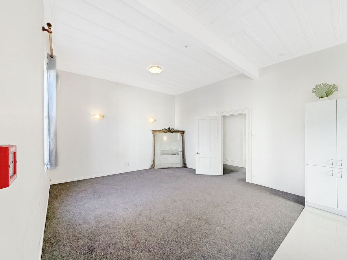 Charming 2-Bedroom Apartment in Prime Parnell Location - Ansicht 2