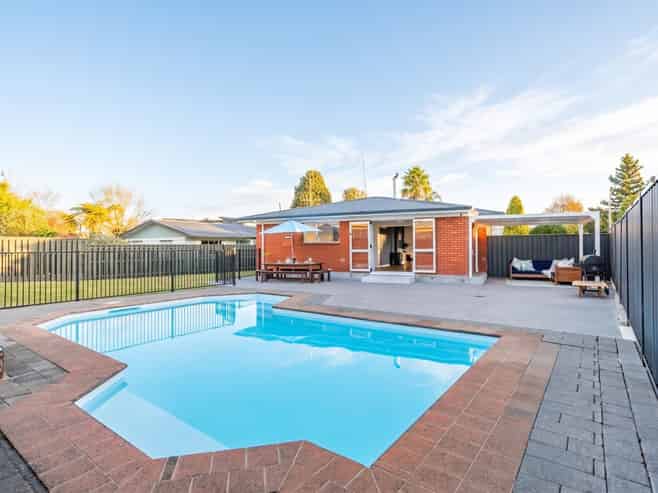 17 Seamer Place, Saint Andrews