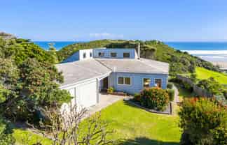 28 Kelly Street, Baylys Beach