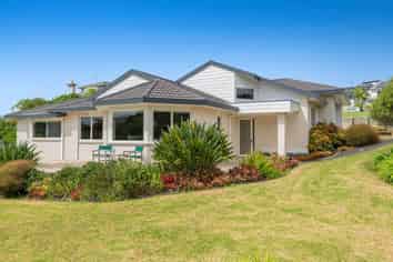 1 Grovenor Drive, Orewa