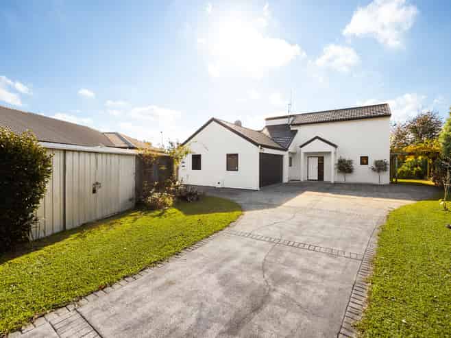 46 Heritage Avenue, Chartwell
