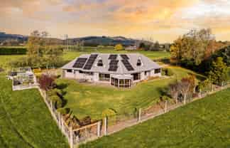 19 Forsyth Road, Milton
