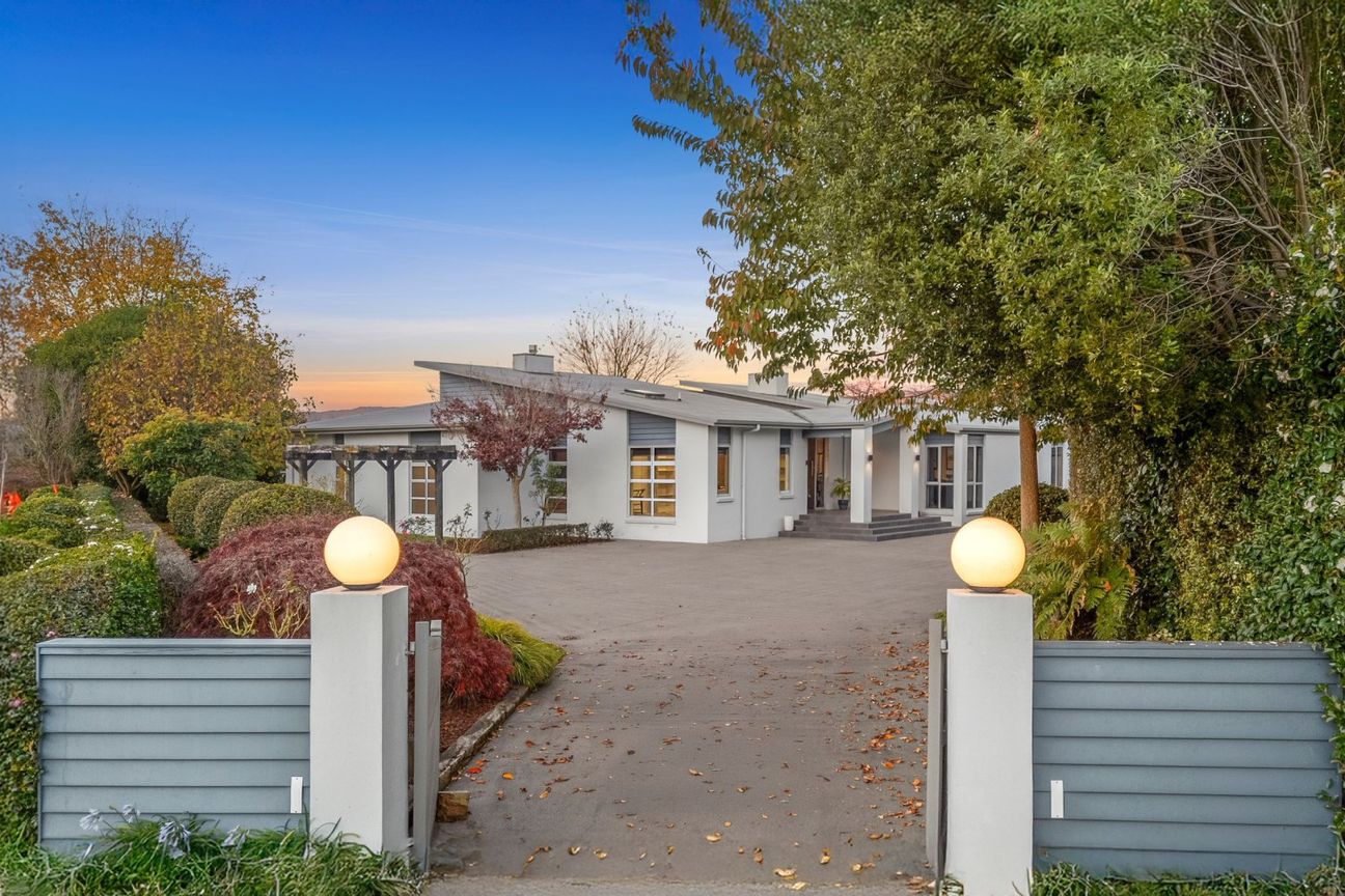 Private family retreat on 3,165sqm - Vaizdas 2