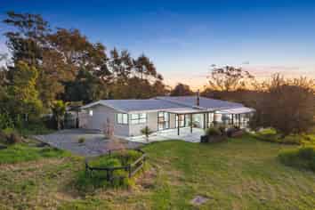 87 Spur Road, Stillwater