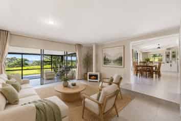 87 Spur Road, Stillwater
