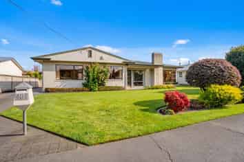 404 Purser Place, Mahora