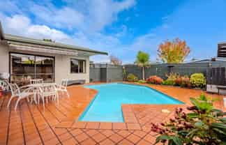 404 Purser Place, Mahora